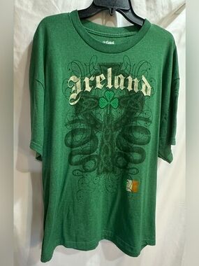 St. Patrick's Heather Green Graphic Tee - White Print. Ireland.